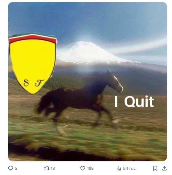 Гарцующая лошадка на эмблеме Ferrari: &laquo;Я сваливаю&raquo;. &copy; Соцсети