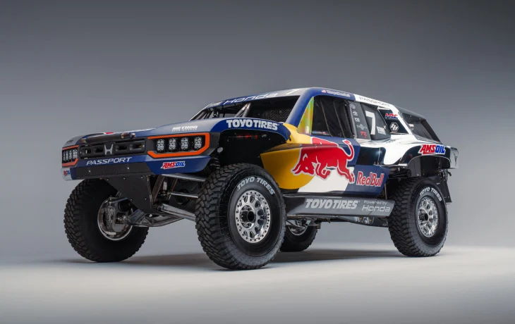Honda Passport Baja Spec Trophy Truck получил начинку мощностью более 1300 л.с.