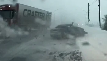  Chevrolet Lanos столкнулся с фурой на обходе Вологды