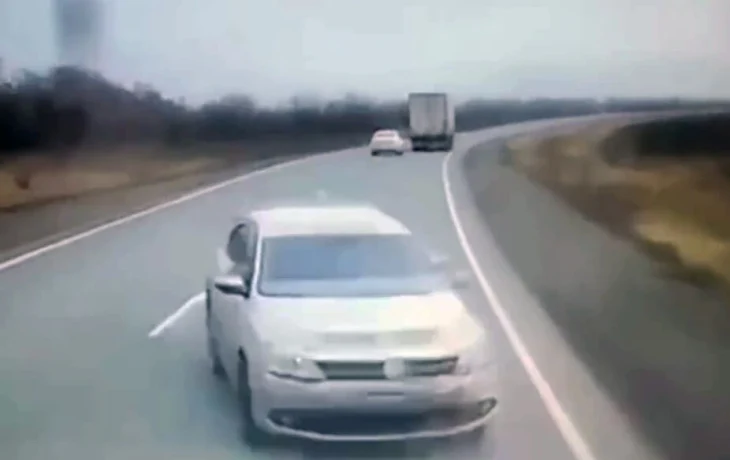  «Спровоцировал ДТП и скрылся»: мать и дочь погибли в ДТП на трассе Самара &#8212; Оренбург