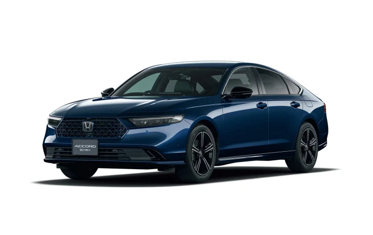 Honda освежила седан Accord в Японии, прайс-лист раскрыт