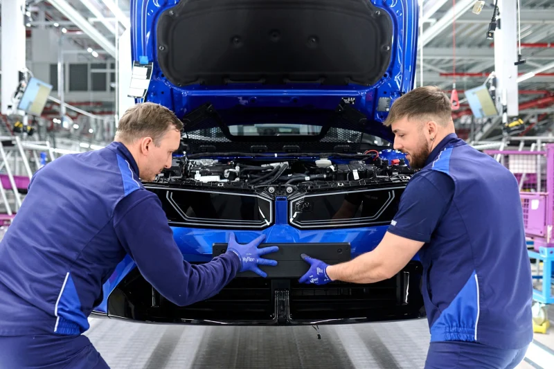 BMW сократит 8000 &laquo;не создающих ценность&raquo; сотрудников в Германии