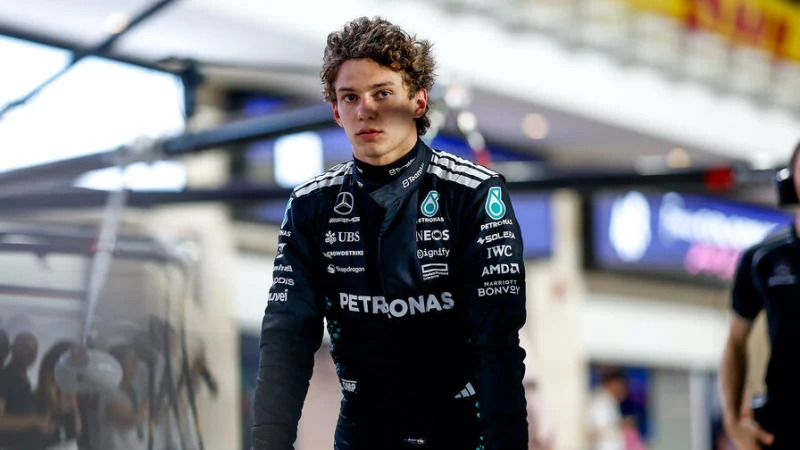 Отец Кими Антонелли выступил с заявлением на фоне угроз в адрес своего сына