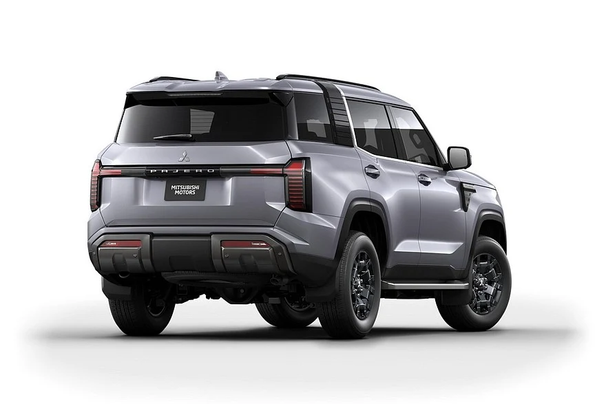 Новый Mitsubishi Pajero для Таиланда, базовая версия GLS
