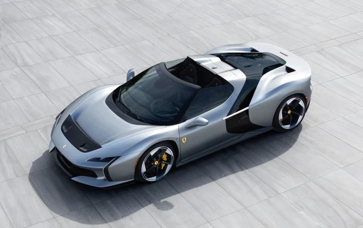 Ferrari HC25: очень интересный вариант дизайна для ушедшего Ferrari F8 Spider