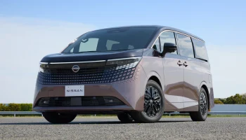 Nissan полностью рассекретил минивэн Elgrand нового поколения, цены известны
