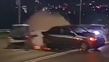  &laquo;Не заметил стоящую машину&raquo;: два автомобиля столкнулись в Чебоксарах