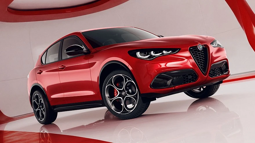 На фото: Alfa Romeo Stelvio с пакетом Performance Pack