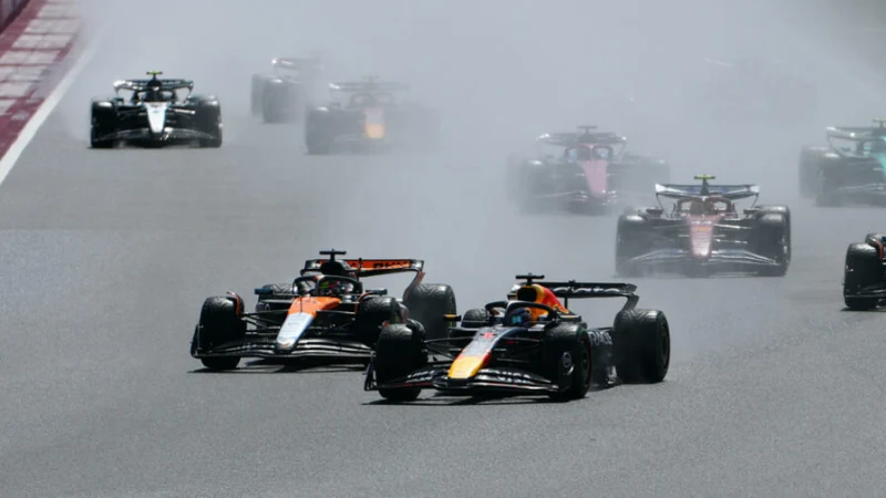 «Очень сурово и странно». Макс Ферстаппен в шоке от штрафа Оскара Пиастри