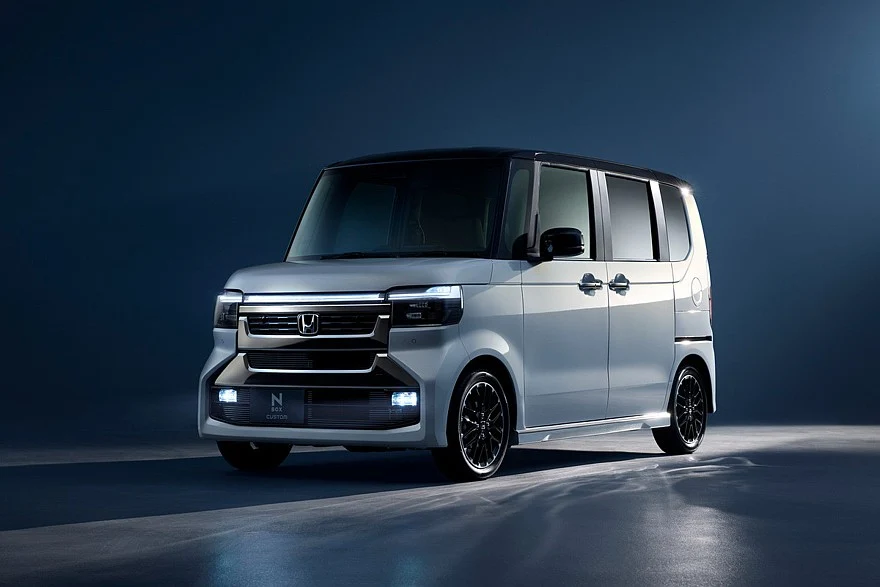 Обновленный Honda N-Box Custom Coordinate Style