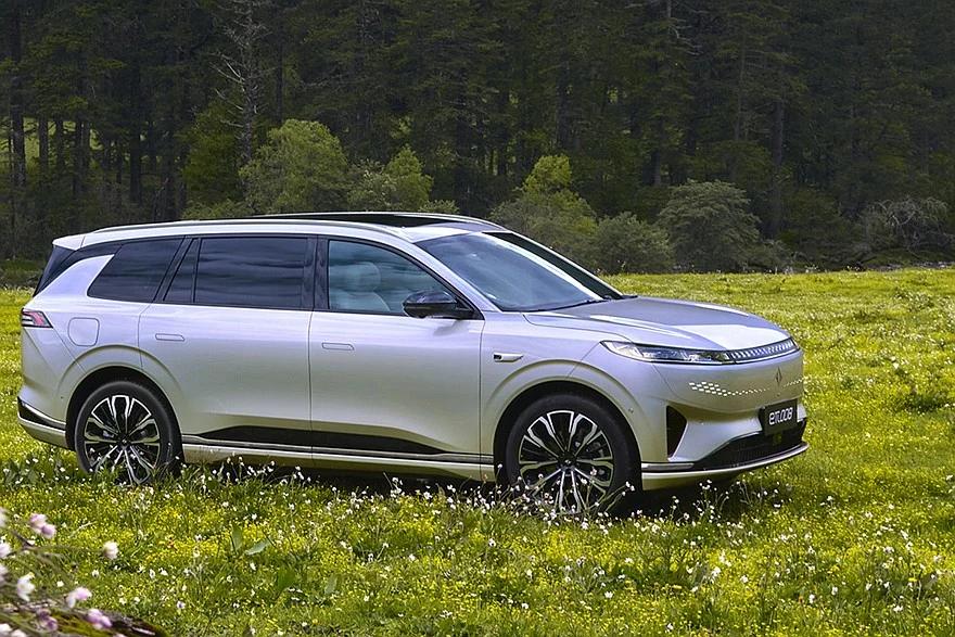 Dongfeng Yipai 008