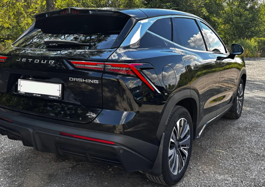 &amp;#171;&#1041;&#1077;&#1089;&#1082;&#1086;&#1085;&#1077;&#1095;&#1085;&#1099;&#1081; &#1089;&#1087;&#1080;&#1089;&#1086;&#1082; &#1085;&#1077;&#1076;&#1086;&#1089;&#1090;&#1072;&#1090;&#1082;&#1086;&#1074;&amp;#187;: &#1074;&#1089;&#1103; &#1087;&#1088;&#1072;&#1074;&#1076;&#1072; &#1086; Jetour Dashing &#1075;&#1083;&#1072;&#1079;&#1072;&#1084;&#1080; &#1074;&#1083;&#1072;&#1076;&#1077;&#1083;&#1100;&#1094;&#1072;