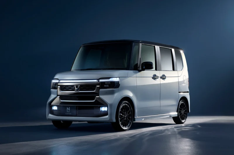 Honda N-Box: больше агрессии для молодёжного Custom, почерневший &laquo;кроссовер&raquo; и кое-что ещё