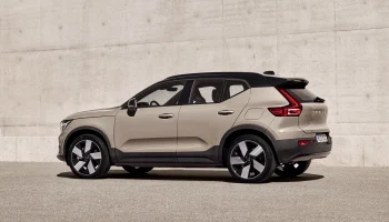 Volvo готовит кроссовер EX40 следующего поколения, он может разделить платформу с EX60