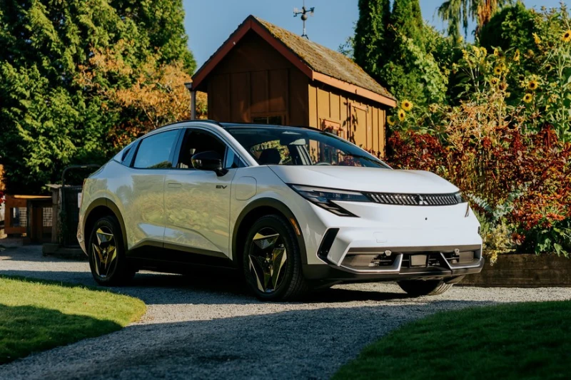 Mitsubishi Eclipse Sportback EV: намного дороже донорского и непопулярного Nissan Leaf
