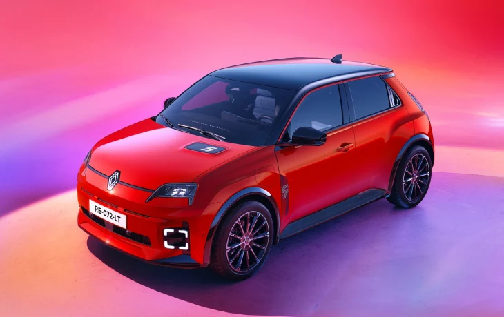 Обновки для Renault 5 E-Tech electric: новая младшая версия и доработанная аэродинамика