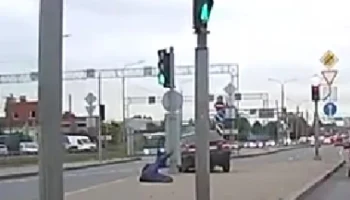  Автомобиль сбил пешехода на улице Руставели в Петербурге