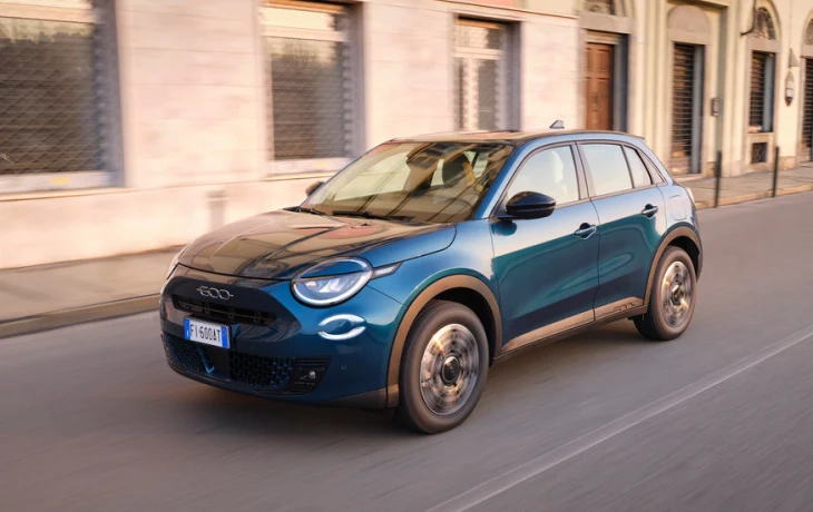 Кроссовер Fiat 600: теперь и чисто бензиновая версия с механикой