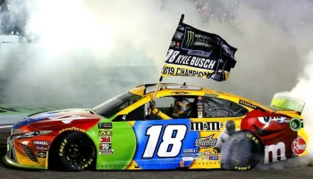 &laquo;Шок для всего мира NASCAR&raquo;. Владимир Башмаков &ndash; о смерти Кайла Буша