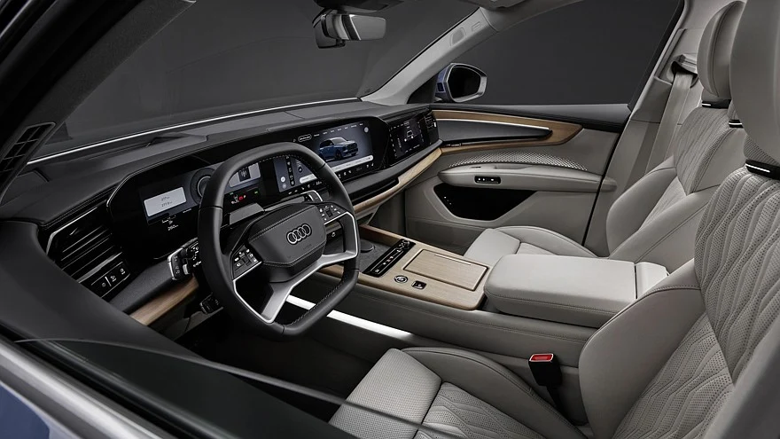 На фото: салон Audi Q7 третьего поколения (версии для Европы)