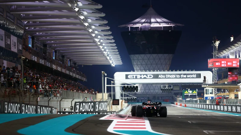 Трансляция второй тренировки Гран При Абу-Даби Формулы 1