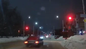  В Нижнем Новгороде гонщик на &laquo;Ладе&raquo; проехал перекресток на красный и устроил ДТП