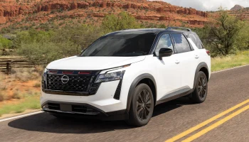 Nissan отмечает 40-летие модели Pathfinder ретроспективной версией Special Edition