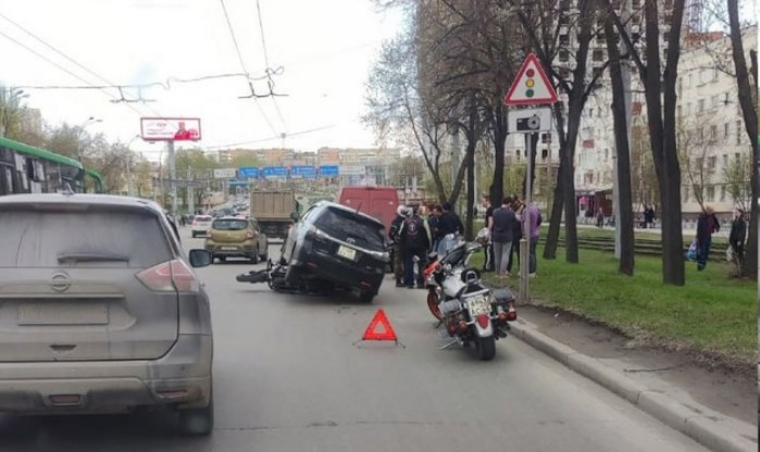 &#1052;&#1080;&#1085;&#1080;&#1074;&#1101;&#1085; &#1085;&#1072;&#1077;&#1093;&#1072;&#1083; &#1085;&#1072; &#1084;&#1086;&#1090;&#1086;&#1094;&#1080;&#1082;&#1083; &#1085;&#1072; &#1063;&#1077;&#1083;&#1102;&#1089;&#1082;&#1080;&#1085;&#1094;&#1077;&#1074; &#1074; &#1045;&#1082;&#1072;&#1090;&#1077;&#1088;&#1080;&#1085;&#1073;&#1091;&#1088;&#1075;&#1077;