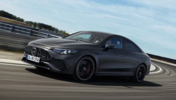 Новый Mercedes-AMG CLA 45: 680-сильная трёхмоторная установка, 2,7 секунды до &laquo;сотни&raquo;