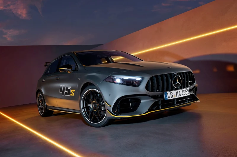 Прощальный Mercedes-AMG A 45 S 4Matic+ Final Edition сдаёт вахту &laquo;электричкам&raquo;