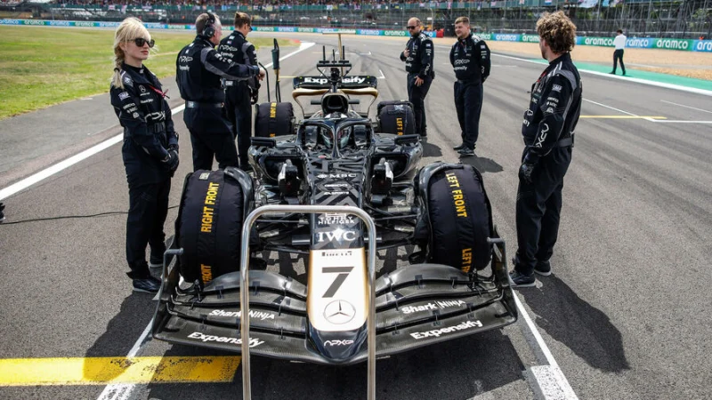 Наталья Фабричнова про фильм «Ф1»: Сценарий будто написан нейросетью