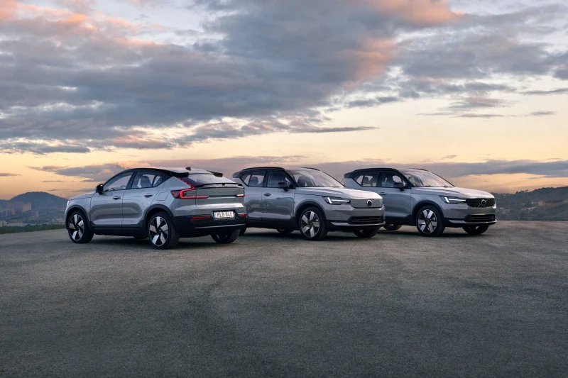 Компактные кроссоверы Volvo XC40, EX40 и EC40 пережили долгожданный рестайлинг