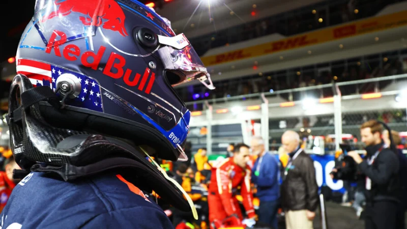 «Не вижу проблем». Комментатор Ф1 резко поменял мнение о Максе Ферстаппене