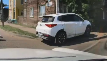  &laquo;Не уступил дорогу&raquo;: в Иркутске водитель кроссовера выезжал со второстепенной и столкнулся с уни