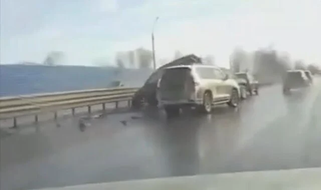  Под Нижним Новгородом Honda на скорости влетела в четыре автомобиля