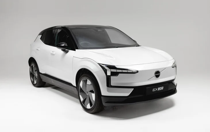 Volvo EX30 Cargo: компактный паркетник превратили в фургон