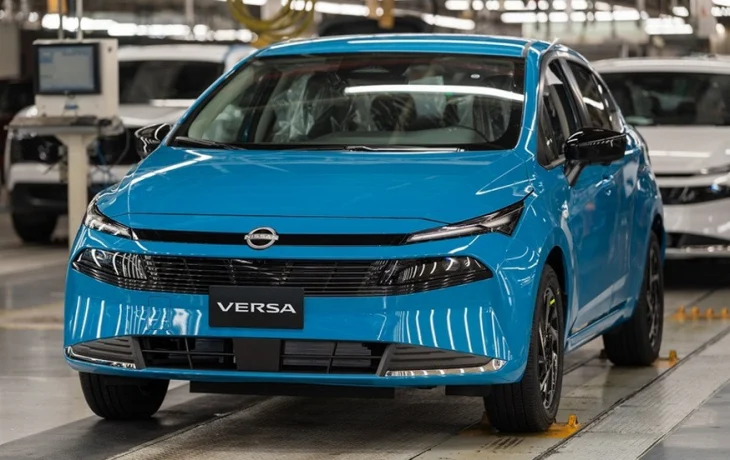 Седан Nissan Versa, он же Almera и Sunny, перешёл в новое поколение: первые официальные фото