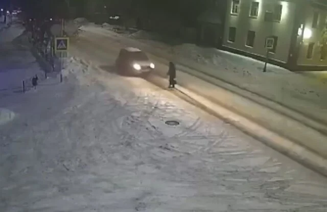  Автомобиль сбил женщину на пешеходном переходе в Бузулуке