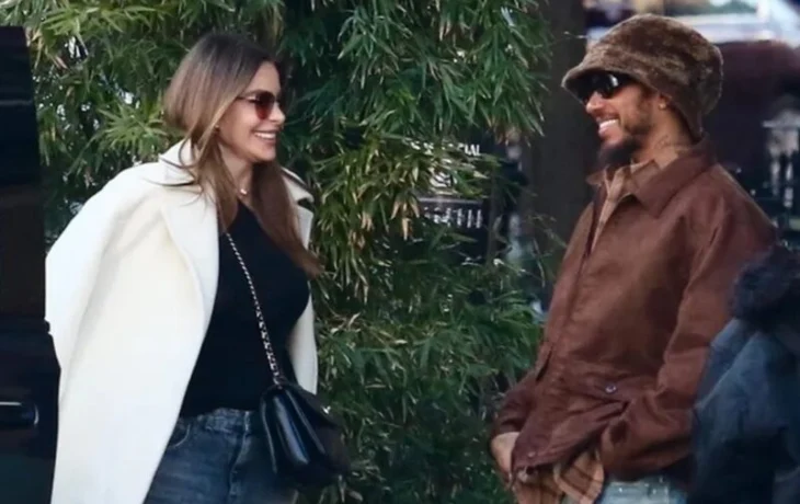 Льюиса Хэмилтона заметили с новой звёздной подругой