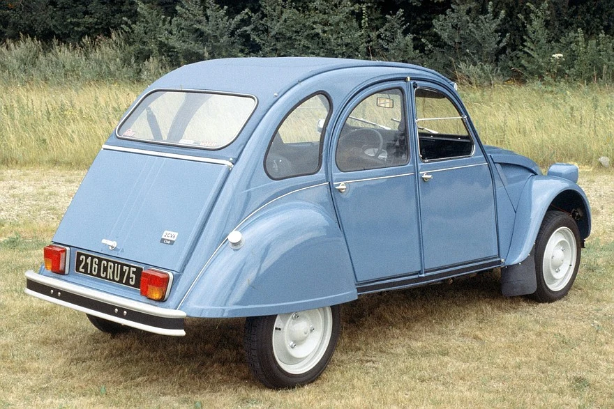 Классический Citroen 2CV