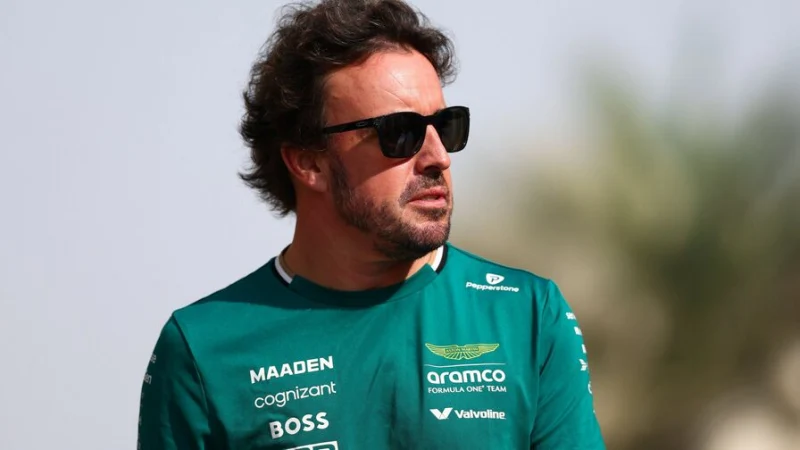 &laquo;Со злости швырнул перчатки&raquo;. Алонсо в ярости из-за проблем Honda