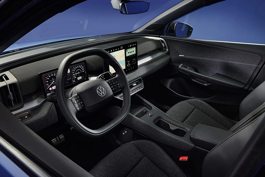 На фото: салон Volkswagen ID. Cross