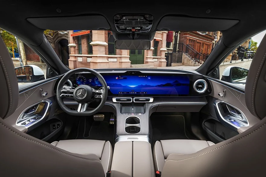 Глобальный Mercedes-Benz C-Class electric