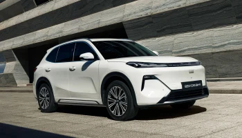 Кроссовер Geely EX5 с новой техникой обзавёлся российским ценником