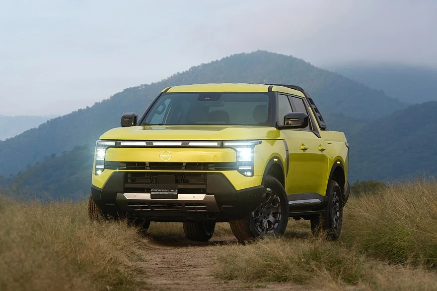 Nissan Frontier Pro PHEV для Мексики
