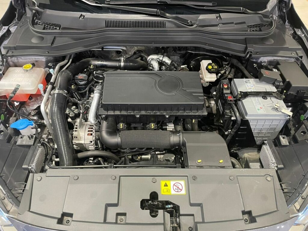 &#1057;&#1084;&#1077;&#1085;&#1080;&#1083; Lexus &#1085;&#1072; &amp;#171;&#1082;&#1080;&#1090;&#1072;&#1081;&#1094;&#1072;&amp;#187; &#1080; &#1085;&#1077; &#1087;&#1086;&#1078;&#1072;&#1083;&#1077;&#1083;: &#1086;&#1090;&#1079;&#1099;&#1074; &#1074;&#1083;&#1072;&#1076;&#1077;&#1083;&#1100;&#1094;&#1072; JAC J7