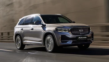 Geely обновила базовую версию кроссовера Monjaro в РФ, цена известна