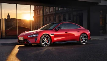 Обновлённый Xiaomi SU7: мощнее, дальнобойнее, богаче и немного дороже