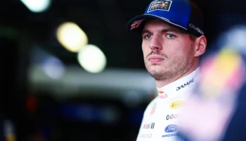 &laquo;Сочетание факторов&raquo;: Red Bull не разобрался в причинах аварии Макса Ферстаппена в Мельбурне