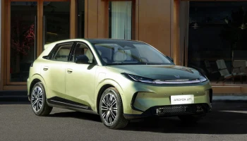 Дешёвый компакт Arcfox T1 от BAIC обновлён менее чем через год после запуска